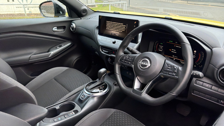 Nissan Juke 1.6 Hybrid N-Connecta 5dr Auto Hybrid Hatchback